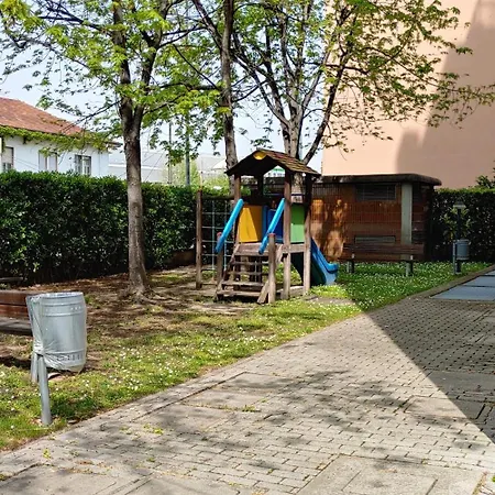 Villa4holydays - M1 Subway Mediolan